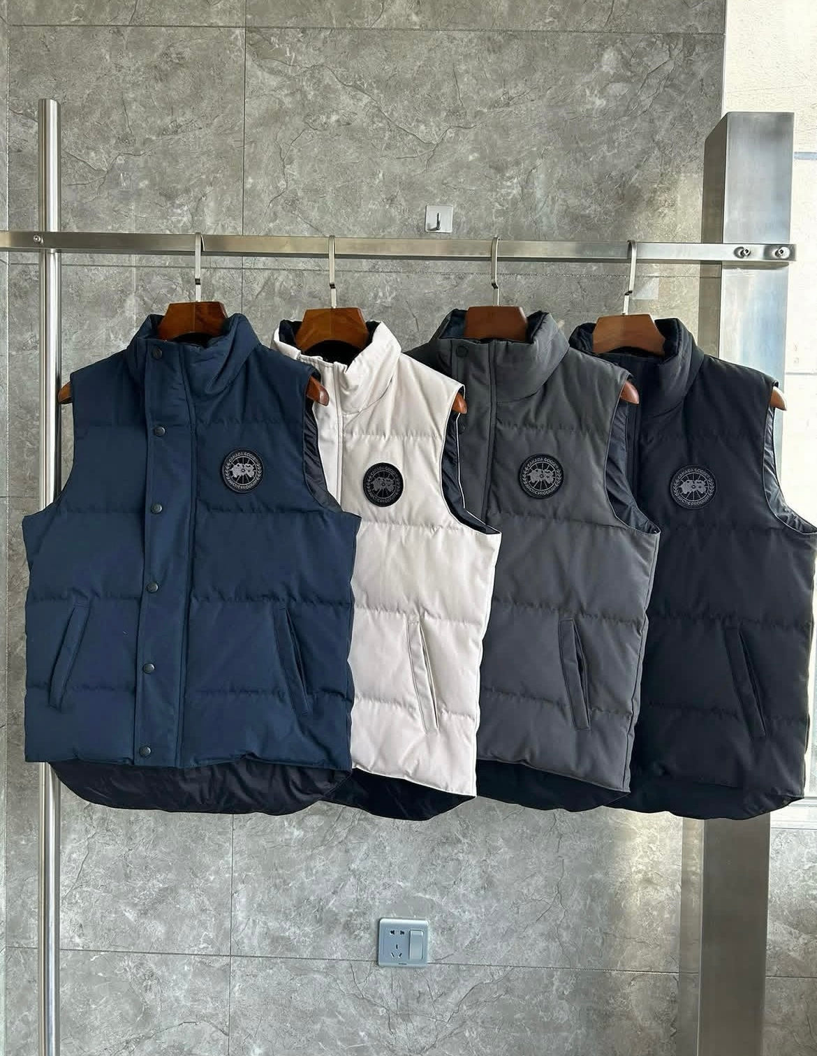 Canada goose black label